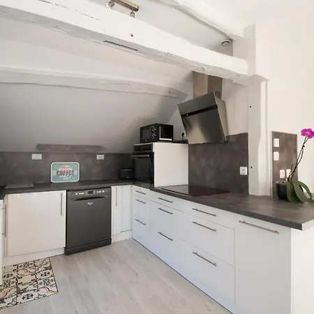 Holiday home La Maison Bleue Lusigny-sur-Barse